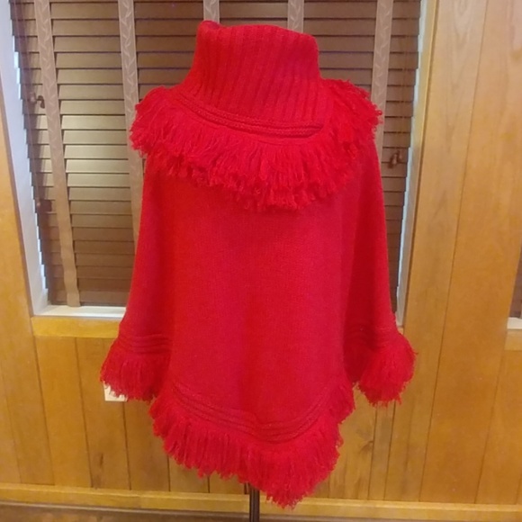 DeRotchild Sweaters - DeRotchild Christmas Red Sweater Poncho Cape S/M